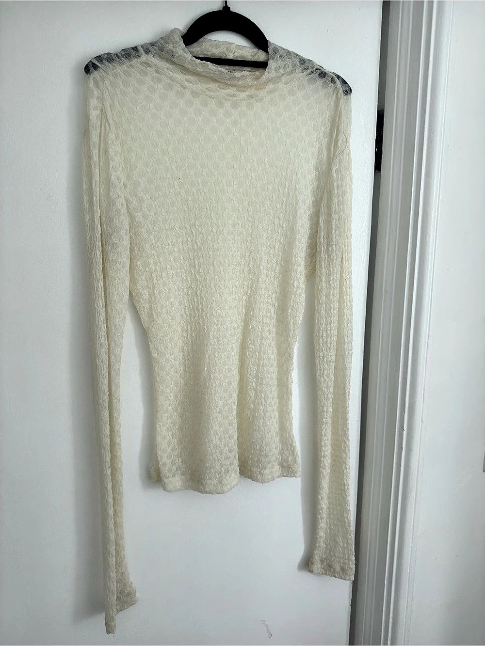 FRAME Mesh Lace Turtleneck Long Sleeve Top in Cream Size XS